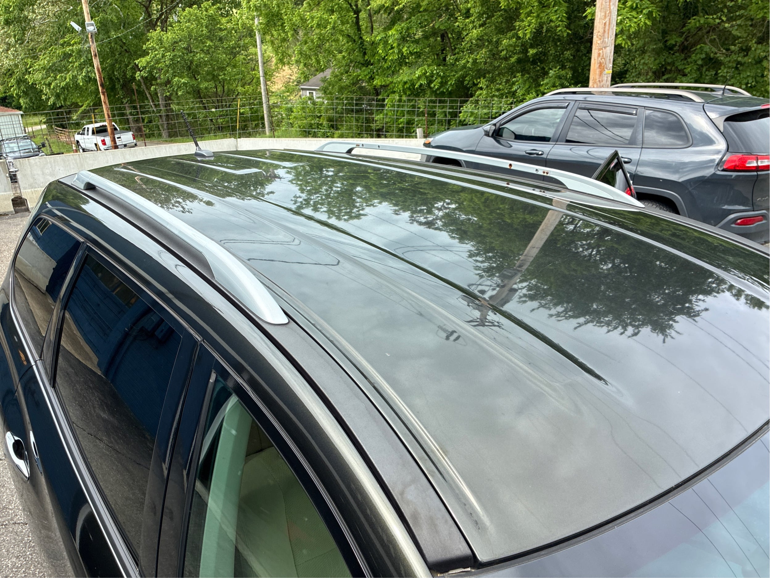 2015 Nissan Pathfinder SV 4WD's photo